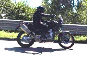 aprilia-tuareg-660