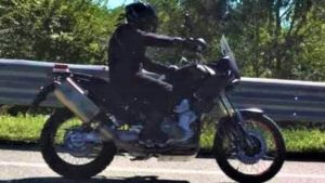 aprilia-tuareg-660-nuove-foto-dellendurona-di-noale