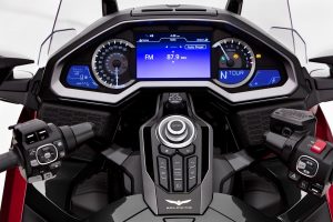 honda-gl-1800-gold-wing-2021-motore-euro5-e-piccoli-ritocchi