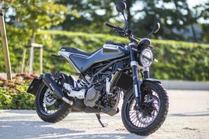 in-arrivo-husqvarna-svartpilen-125-la-famiglia-si-allarga