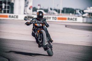 nuova-ktm-duke-890-2021-arriva-a-febbraio-tutte-le-info