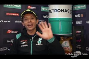 valentino-rossi-auguri-per-il-2021-con-i-nuovi-colori