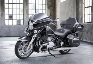 bmw-la-gamma-r-18-esposta-al-salone-auto-e-moto-depoca-di-padova