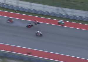 motogp-valentino-rossi-sullincidente-causato-da-oncu-in-moto3-cosi-e-una-carneficina