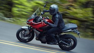 triumph-tiger-sport-660-foto-caratteristiche-e-prezzi-della-nuova-crossover