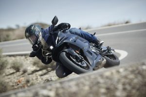 yamaha-r7-la-video-prova