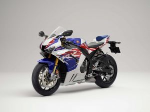 eicma-2021-honda-cbr1000rr-r-fireblade-2022