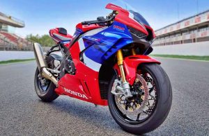 honda-cbr1000rr-r-fireblade-2022