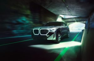nuova-bmw-xm-suv-sportivo-della-serie-m-in-versione-elettrica