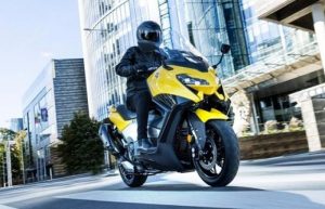 yamaha-tmax-2022-le-foto