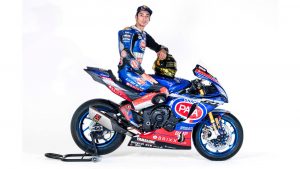nuova-yamaha-r1-replica-toprak-razgatlioglu-celebrazione-della-vittoria-in-superbike