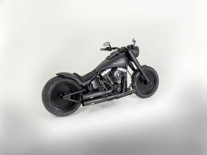 harley-davidson-fat-boy-batmobil-by-bundnerbike