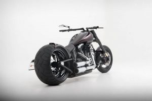 harley-davidson-softail-fat-boy-batmobil-bundnerbike