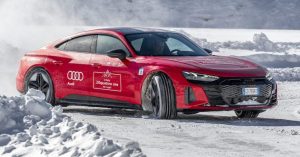 audi-20quattro-ore-del-laghi-il-rally-sostenibile-con-sole-auto-elettriche