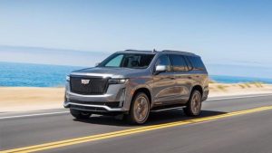 cadillac-escalade-arriva-il-super-suv-interni-motori-e-prezzi-in-italia