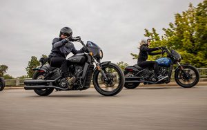 indian-scout-rogue-le-foto