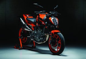 ktm-890-duke-gp-2022-ispirata-alle-corse-caratteristiche-e-prezzo