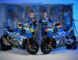 motogp-suzuki-svela-il-team-ecstar-2022-le-foto