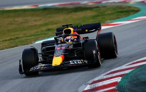 formula-1-test-perez-in-vetta-sainz-4-il-live-timing-del-day-3-in-bahrain