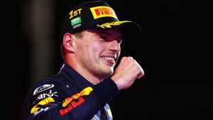 gp-arabia-saudita-verstappen-vince-nel-finale-beffato-leclerc
