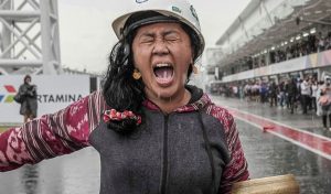 magia-in-motogp-la-donna-che-ha-fermato-la-pioggia-a-mandalika