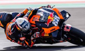 motogp-indonesia-tempi-e-ordine-di-arrivo-trionfo-di-oliveira
