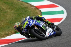 valentino-rossi-ritorna-al-mugello-open-track-day-con-la-yamaha