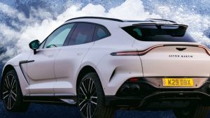 aston-martin-dbx707-unauto-sportiva-travestita-da-suv-e-un-fulmine