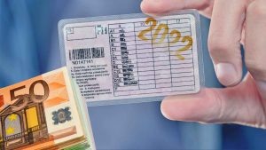 bonus-patente-2022-ti-danno-2500e-tutti-per-te-a-chi-spetta-questo-super-lincentivo