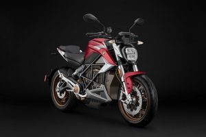 zero-motorcycles-annuncia-larrivo-in-italia-della-nuova-sr-foto-caratteristiche-e-prezzi