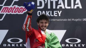 bagnaia-rilancia-la-sfida-a-quartararo-ci-siamo-anche-noi