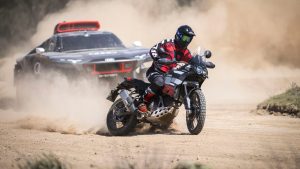 danilo-petrucci-che-spettacolo-offroad-con-lultimo-gioiello-ducati