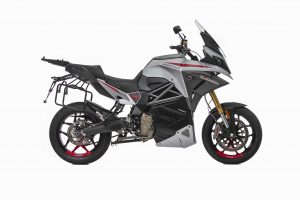 energica-experia-la-moto-pensata-per-il-turismo-a-zero-emissioni