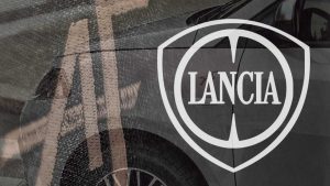 lancia-nuova-line-up-per-rilanciare-il-marchio-si-va-verso-lelettrificazione-totale