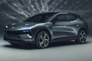 lotus-eletre-non-ce-ferrari-o-lamborghini-che-tenga-e-lei-la-regina-dei-suv