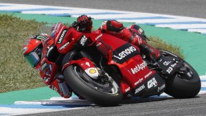motogp-ducati-illegale-pecco-bagnaia-risposta-al-vetriolo