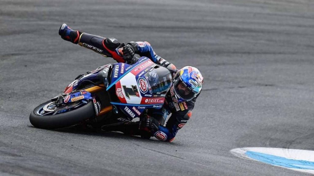 sbk-razgatlioglu-fa-un-miracolo-guardo-sempre-marc-marquez