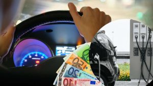 elettrico-sono-sempre-collegate-alla-rete-ma-quanto-consumano-da-spente