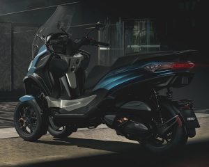 nuovo-piaggio-mp3-un-taglio-netto-con-il-passato-caratteristiche-disponibilita-e-prezzi