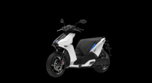 ray-7-7-lo-scooter-elettrico-spagnolo-dai-grandi-numeri
