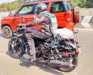 royal-enfield-shotgun-650-le-prime-foto-della-bobber