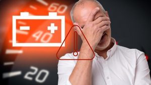 spia-batteria-quando-si-accende-corri-subito-a-casa-rischi-di-rimanere-per-strada