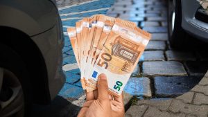 strisce-blu-con-questo-infallibile-metodo-paghi-la-meta-risparmi-tantissimi-soldi