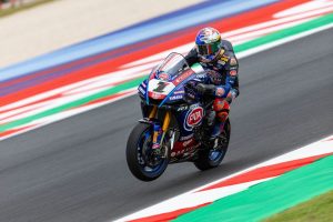 toprak-razgatlioglu-primo-test-in-sella-alla-yamaha-m1-da-motogp