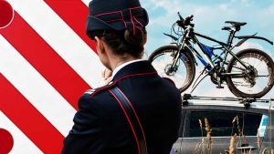 bicicletta-sullautomobile-se-non-metti-questo-cartello-ti-sequestrano-lauto-non-rischiare