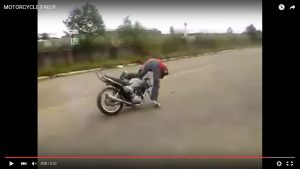 impenna-in-scooter-senza-la-ruota-anteriore-video
