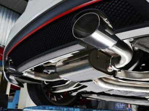 perche-le-auto-oggi-hanno-il-terminale-di-scarico-finto-la-motivazione-ti-lascera-senza-parole
