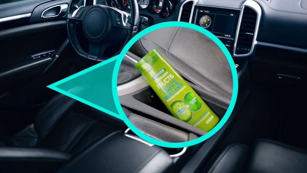 auto-perche-tutti-quanti-tengono-un-flacone-di-shampoo-in-macchina-ti-salva-la-vita
