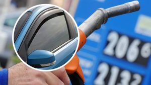 benzina-con-il-trucchetto-del-finestrino-risparmi-un-sacco-di-soldi-non-smetterai-piu-di-farlo