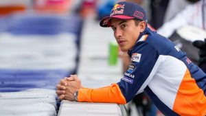 la-svolta-di-marc-marquez-addio-al-manager-emilio-alzamora